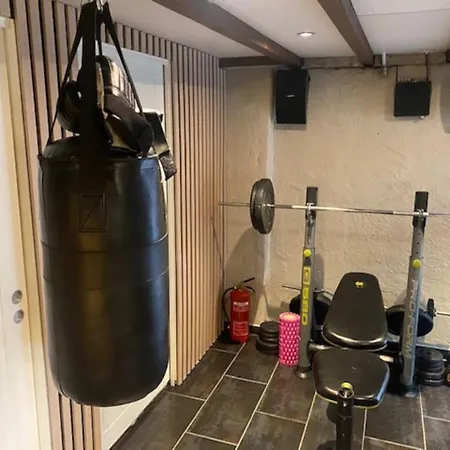 Cheerful 3 Bedroom With Hot Tub Stavanger