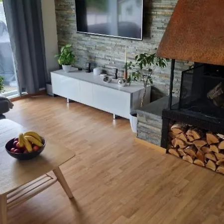 Cheerful 3 Bedroom With Hot Tub 4* Stavanger